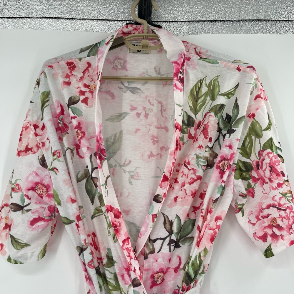 Show Me Your Mumu Brie Robe Gardens Of Blooms Pink One Size OS - Picture 3 of 12